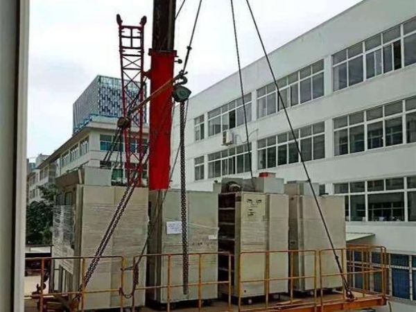 道里区吊车出租公司电话_吊车出租：小吊车具有哪些功用特色